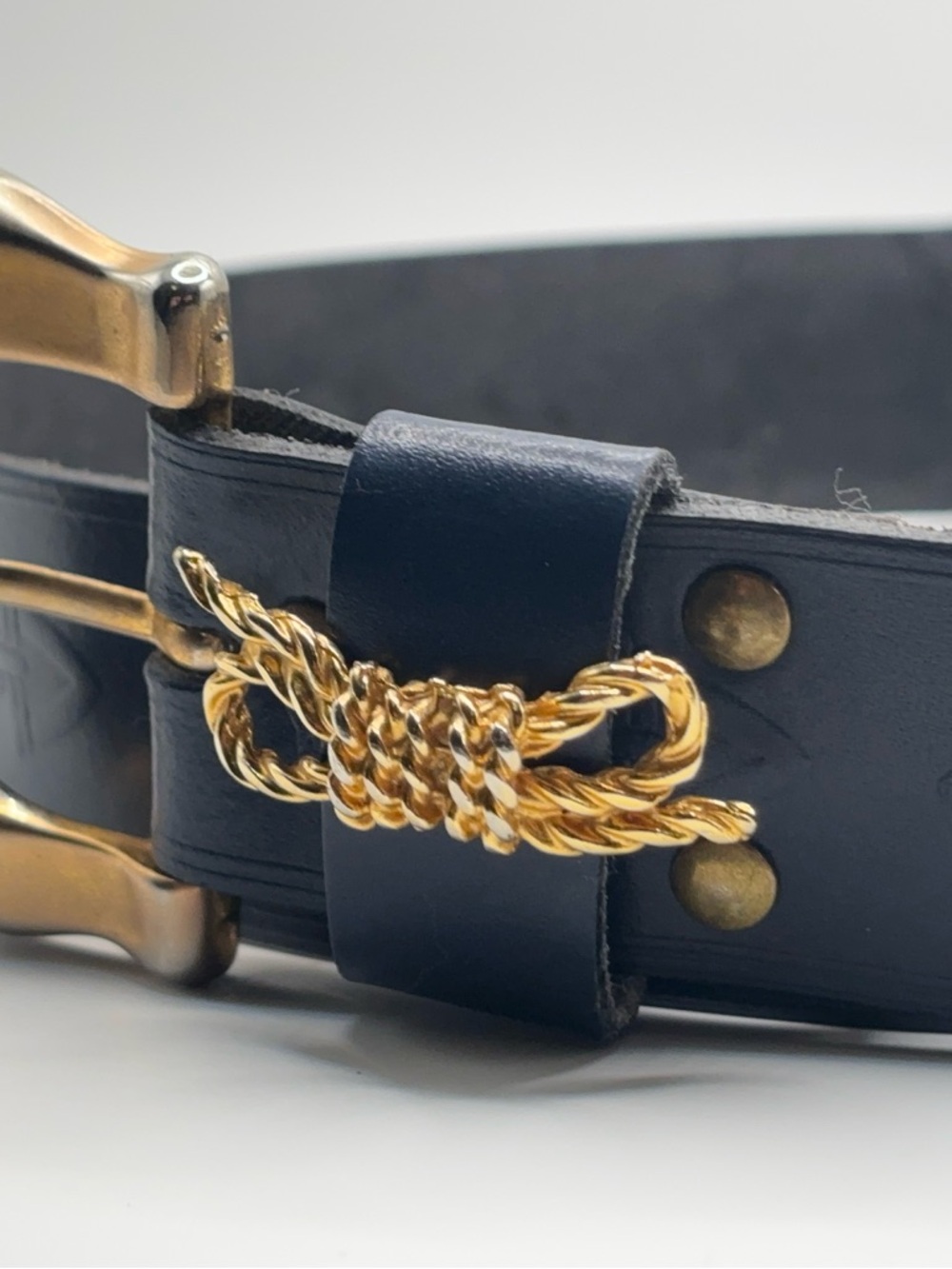 Vintage Italian Leather Belt Gold Rope Detail Small 27 Western Boho - Picture 3 of 8